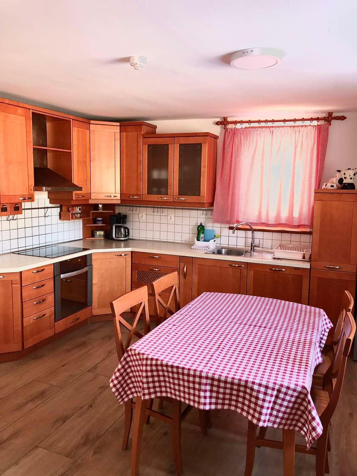 Apartments Kamp Podgrad Vransko エクステリア 写真