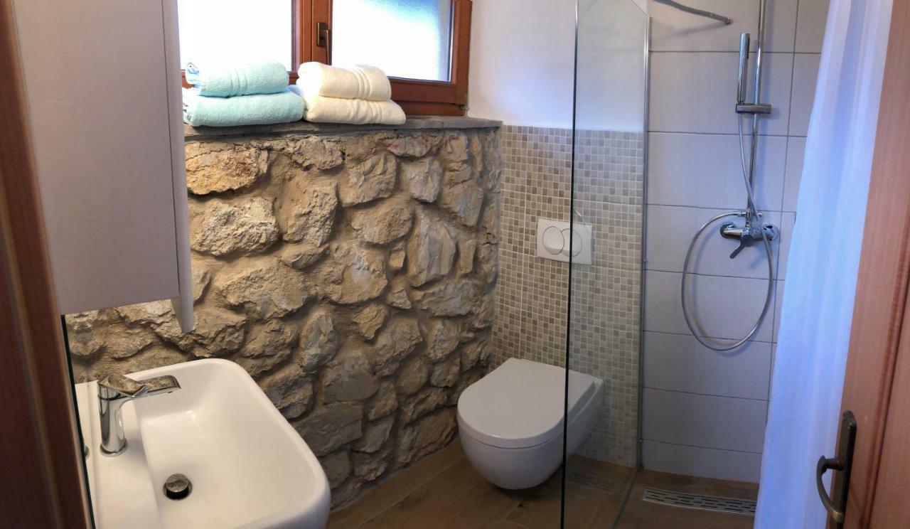 Apartments Kamp Podgrad Vransko エクステリア 写真