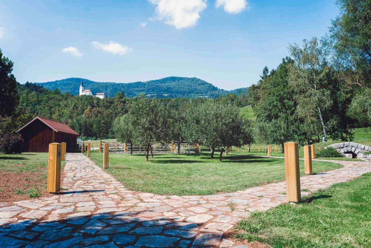 Apartments Kamp Podgrad Vransko エクステリア 写真
